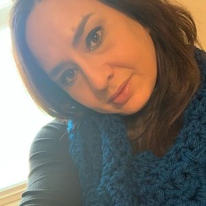 Meet your Posher, Desiree